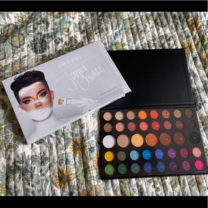 James Charles Morphe Palette
